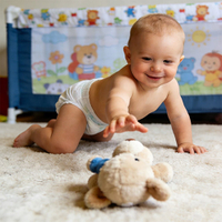 //jororwxhkojklr5q-static.micyjz.com/cloud/lpBpkKqklpSRnlnmnoprjp/A-European-baby-with-diaper.jpg