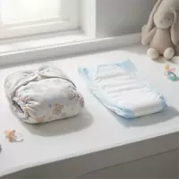 //jororwxhkojklr5q-static.micyjz.com/cloud/piBpkKqklpSRmlprilomjm/Cloth-diaper-Vs-disposable-diaper.webp